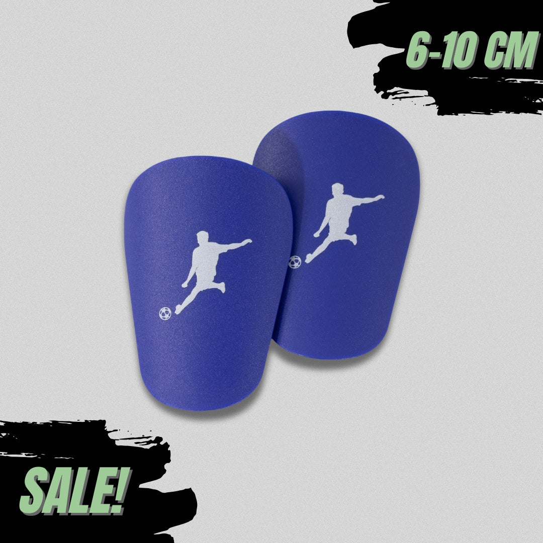 Maestro mini scheenbeschermers voor voetballers. Koop je mini scheenebschermers in de aanbieding en voel je licht op het voetbalveld.