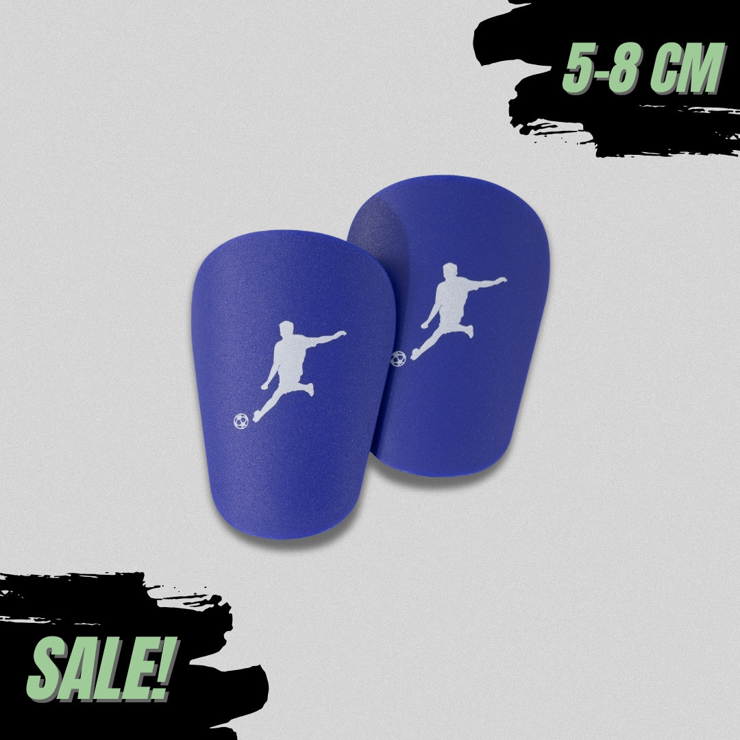 Maestro mini scheenbeschermers voor voetballers. Koop je mini scheenebschermers in de aanbieding en voel je licht op het voetbalveld.