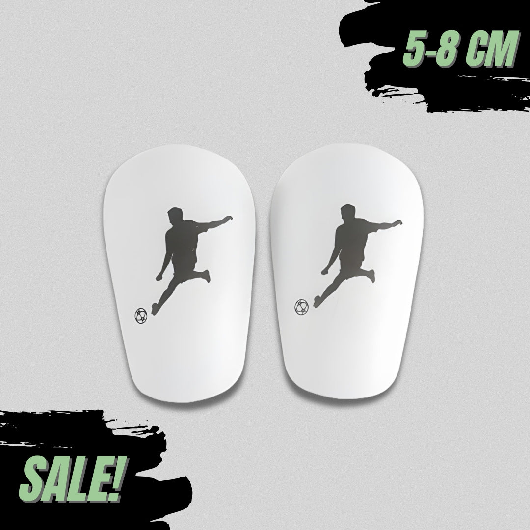 Maestro mini scheenbeschermers voor voetballers. Koop je mini scheenbeschermers in de aanbieding en voel je licht op het voetbalveld.